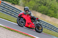 Castle-Combe-2019;PJ-Motorsport-Photography-2019;donington-no-limits-trackday;donington-park-photographs;donington-trackday-photographs;no-limits-trackdays;peter-wileman-photography;trackday-digital-images;trackday-photos